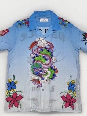 Palace Men's Light Blue Dragon Print Short-Sleeve Shirt